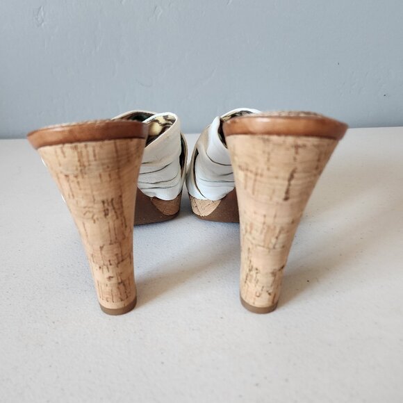 Naya Heeled Sandals "NEW" - Picture 6 of 15